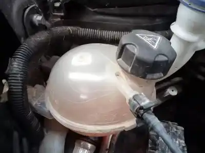 Peça sobressalente para automóvel em segunda mão depósito de expansão por peugeot 2008 (--.2013->) access referências oem iam 