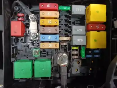 Gebrauchtes Autoersatzteil RELAIS SICHERUNGSKASTEN Multifunktionsrelais zum OPEL CORSA F  OEM-IAM-Referenzen 9804848480  