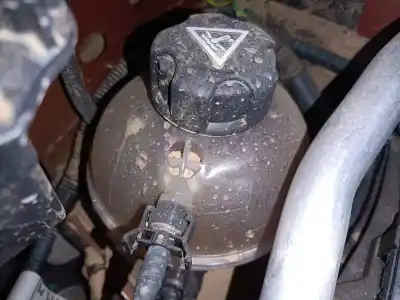 Pièce détachée automobile d'occasion Vase D'expansion De Liquide De Refroidissement pour PEUGEOT 3008 GT LINE Références OEM IAM   