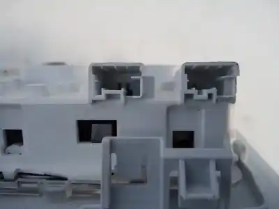 Pezzo di ricambio per auto di seconda mano luce interna per peugeot 208 active riferimenti oem iam  e3-b2-39-1 