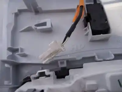 Pezzo di ricambio per auto di seconda mano luce interna per peugeot 208 active riferimenti oem iam  e3-b2-39-1 