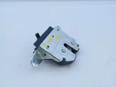 Second-hand car spare part trunk lock for opel corsa e selective oem iam references a102523 e2-b6-54-2 39021416