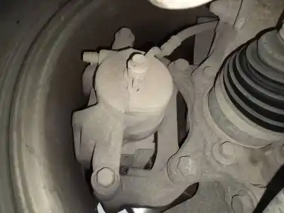 Автозапчасти б/у передний правый тормозной суппорт за hyundai tucson (tl) 1.7 essence bluedrive 2wd ссылки oem iam 