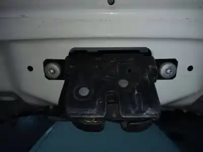 Автозапчастина б/у ЗАМОК БАГАЖНИКА / ВОРОТ для BMW 1 (F20)  Посилання на OEM IAM   