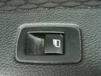 Peça sobressalente para automóvel em segunda mão botão / interruptor elevador vidro traseiro direito por bmw 1 (f20) 116 d referências oem iam 