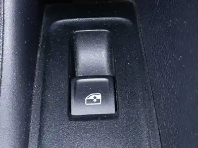 Peça sobressalente para automóvel em segunda mão botão / interruptor elevador vidro dianteiro direito por skoda fabia combi familiar comfort referências oem iam 