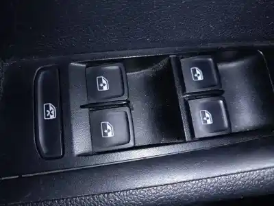 Peça sobressalente para automóvel em segunda mão botão / interruptor elevador vidro dianteiro esquerdo por skoda fabia combi familiar comfort referências oem iam 