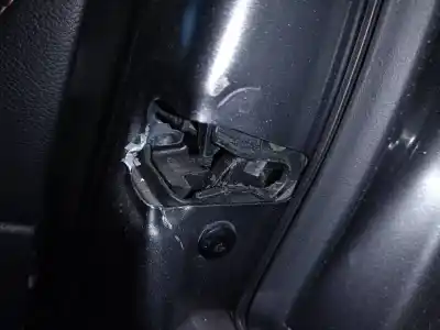 Second-hand car spare part front right door lock for jaguar xe prestige oem iam references 