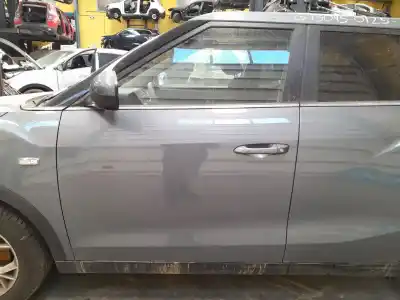 Second-hand car spare part LEFT FRONT DOOR for SSANGYONG TIVOLI  OEM IAM references   