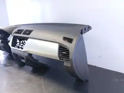 Second-hand car spare part dashboard for skoda fabia active oem iam references  p2-a1-40 