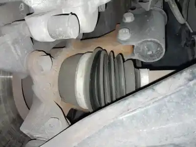 Second-hand car spare part front right knuckle for dacia sandero stepway oem iam references 