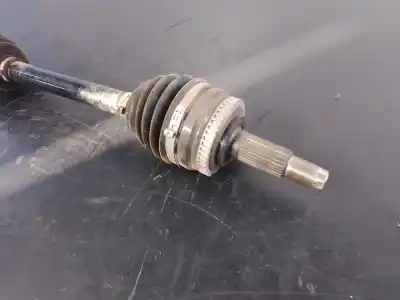 Автозапчастина б/у передня права трансмісія для ssangyong tivoli 1500 tgdi 135 cv / 99 kw посилання на oem iam 4132035500 p1-b6-44 