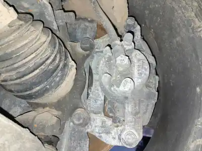 Peça sobressalente para automóvel em segunda mão pinça de travão dianteira esquerda por jeep patriot patriot mk74 crd 4x4 referências oem iam 