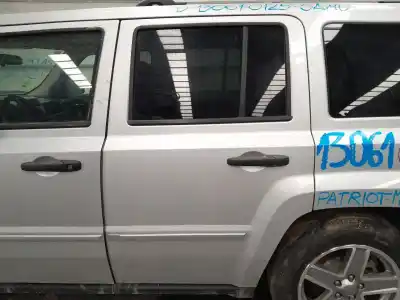 Peça sobressalente para automóvel em segunda mão porta do automóvel traseira esquerda por jeep patriot patriot mk74 crd 4x4 referências oem iam 