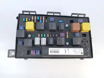 Pièce détachée automobile d'occasion BOÎTES À FUSIBLES pour OPEL ZAFIRA / ZAFIRA FAMILY B (A05)  Références OEM IAM 13268301 E3-A5-39-2 5DK00946440