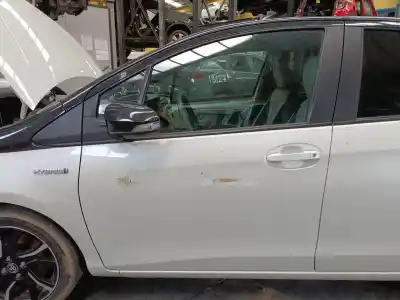Pièce détachée automobile d'occasion PORTE AVANT GAUCHE pour TOYOTA YARIS (_P13_)  Références OEM IAM   