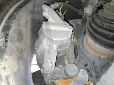 Peça sobressalente para automóvel em segunda mão pinça de travão dianteira direita por opel astra l 1.2 dynamic referências oem iam 