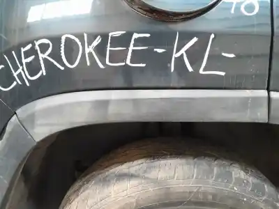 Gebrauchtes Autoersatzteil rechte hintere kotflügelverbreiterung zum jeep cherokee (kl) 2.2 crd 4x4 oem-iam-referenzen 