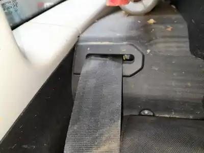 Pezzo di ricambio per auto di seconda mano  per DACIA DUSTER (HM_)  Riferimenti OEM IAM    Pezzo di ricambio per auto di seconda mano  per DACIA DUSTER (HM_)  Riferimenti OEM IAM