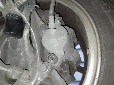 Peça sobressalente para automóvel em segunda mão pinça de travão dianteira direita por bmw 1 (f20) 116 d referências oem iam 