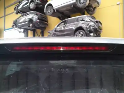 Автозапчастина б/у центральний гампов для mercedes-benz glc (x253) 220 d 4-matic (253.905, 253.903) посилання на oem iam a1569069600