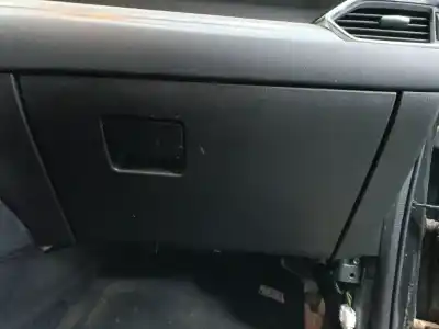 Автозапчастина б/у бардачок для MAZDA CX-5 (KF) 2.0 Посилання на OEM IAM   