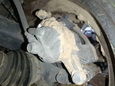 Peça sobressalente para automóvel em segunda mão pinça de travão dianteira esquerda por toyota aygo (_b4_) 1.0 (kgb40) referências oem iam 