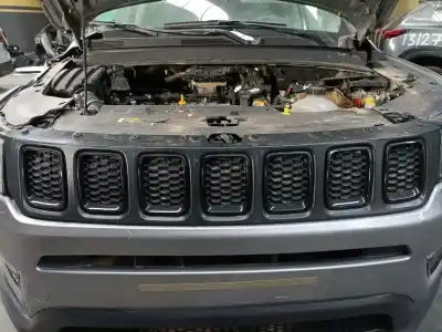Автозапчастина б/у передня решіта для JEEP-VIASA COMPASS (MP, M6, MV, M7) 1.6 CRD Посилання на OEM IAM   