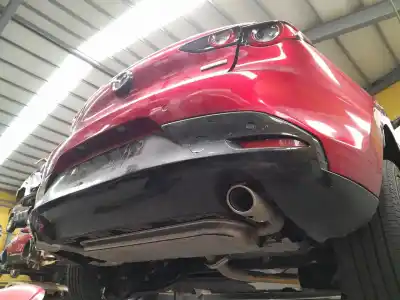 Автозапчастина б/у задній бампер для mazda 3 fastback (bp) 2.0 skyactiv-g m hybrid посилання на oem iam   