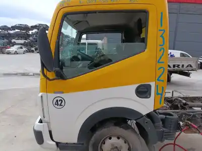 Second-hand car spare part left front door for renault maxity 2.5 diesel oem iam references 