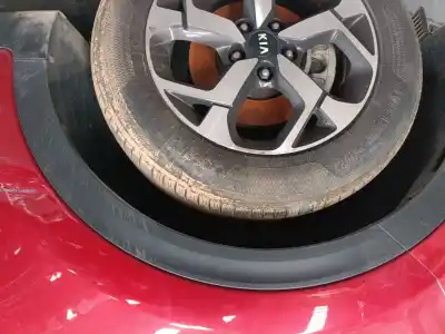 Pezzo di ricambio per auto di seconda mano Parafango Anteriore Sinistro per KIA SPORTAGE IV (QL, QLE) 1.6 CRDI Riferimenti OEM IAM   