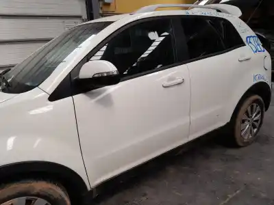 Автозапчастина б/у передні ліві двері для ssangyong korando (ck) 2.2 xdi посилання на oem iam   