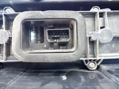 Автозапчасти б/у правый задний фонарь за volkswagen crafter furgón (sy_, sx_) 2.0 tdi rwd ссылки oem iam  e1-b6-7-1 