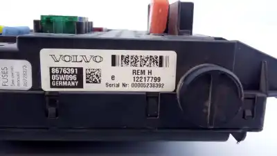 Second-hand car spare part fuse box unit for volvo xc90 2.4 diesel cat oem iam references 12217799 e3-b5-24-1 