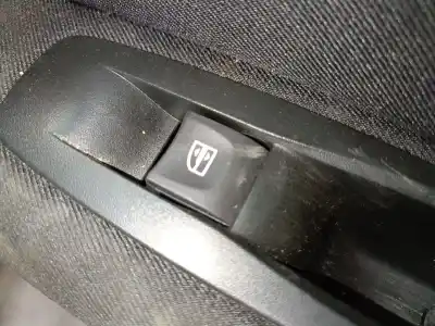 Автозапчастина б/у управління склами задніх правіх для renault megane iv fastback (b9a/m/n_) 1.2 tce 100 (b9ms) посилання на oem iam 