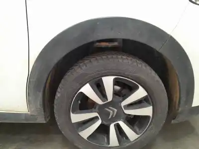 Автозапчасти б/у правое переднее крыло за citroen c3 iii (sx) 1.2 puretech 82 ссылки oem iam 