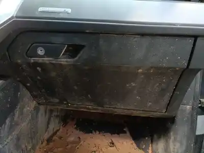 Recambio de automóvil de segunda mano de Guantera para AUDI Q3 SPORTBACK (F3N) 45 TFSI E referencias OEM IAM   