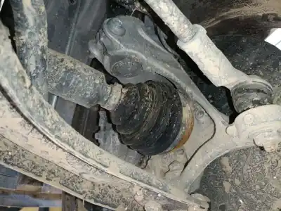 Recambio de automóvil de segunda mano de MANGUETA DELANTERA DERECHA para AUDI Q3 SPORTBACK (F3N)  referencias OEM IAM   