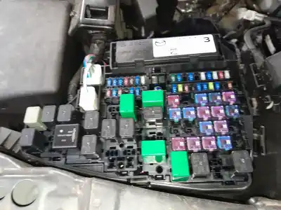 Second-hand car spare part fuse box unit for mazda cx-5 (kf) 2.0 oem iam references 675x0d