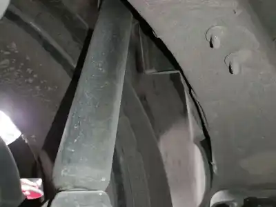 Автозапчасти б/у задний левый амортизатор за PEUGEOT 208 II (UB_, UP_, UW_, UJ_) 1.2 PURETECH 100 ссылки OEM IAM   