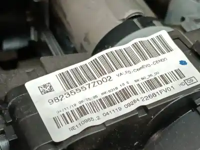 Pièce détachée automobile d'occasion Contacteur Tournant D'airbag pour PEUGEOT 208 II (UB_, UP_, UW_, UJ_) 1.2 PURETECH 100 Références OEM IAM 98235557ZD  