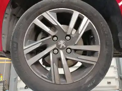 Автозапчастина б/у шина для PEUGEOT 208 II (UB_, UP_, UW_, UJ_) 1.2 PURETECH 100 Посилання на OEM IAM 195/55/16  
