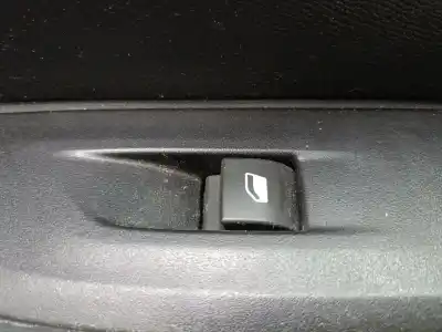 Автозапчасти б/у выключатель переднего правого окна за PEUGEOT 208 II (UB_, UP_, UW_, UJ_) 1.2 PURETECH 100 ссылки OEM IAM   