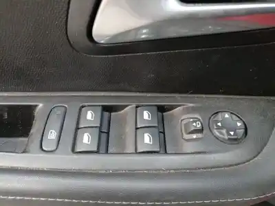 Автозапчастина б/у передні вікний вмикач для peugeot 208 ii (ub_, up_, uw_, uj_) 1.2 puretech 100 посилання на oem iam 