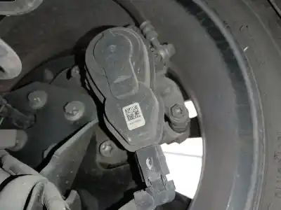 Автозапчастина б/у задній правий гальмівний супорт для peugeot 208 ii (ub_, up_, uw_, uj_) 1.2 puretech 100 посилання на oem iam 9837166080