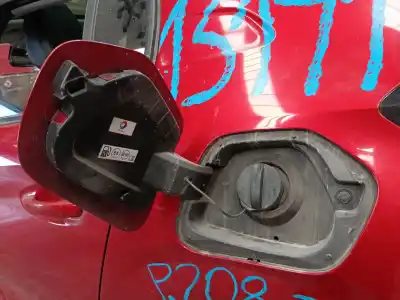 Автозапчастина б/у зовнішній пливний колпак для peugeot 208 ii (ub_, up_, uw_, uj_) 1.2 puretech 100 посилання на oem iam   