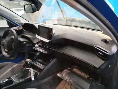 Автозапчасти б/у панель приборов за PEUGEOT 208 II (UB_, UP_, UW_, UJ_) 1.2 PURETECH 100 ссылки OEM IAM   