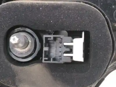 Автозапчастина б/у правий ліхтар в дверях для audi a4 b9 (8w2, 8wc) 30 tdi mild hybrid посилання на oem iam 8w5945076aa e1-b6-51-1 