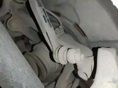 Second-hand car spare part rear right knuckle for bmw x1 (e84) sdrive 18 d oem iam references 