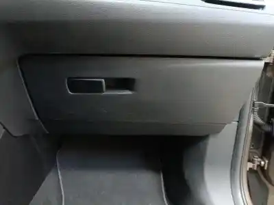 Автозапчастина б/у бардачок для bmw x1 (f48) sdrive 18 d посилання на oem iam 